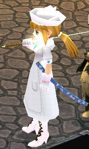 �g���i�[�X