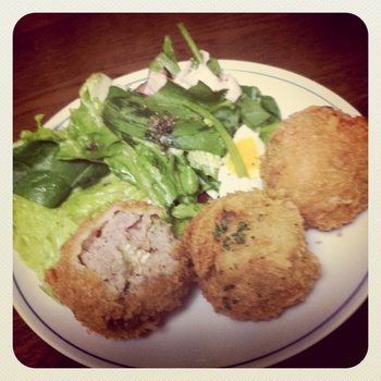 �����胁���`