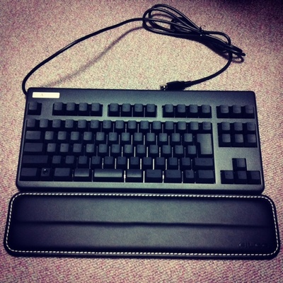 �L�[�{�[�h���p�[�����X�g